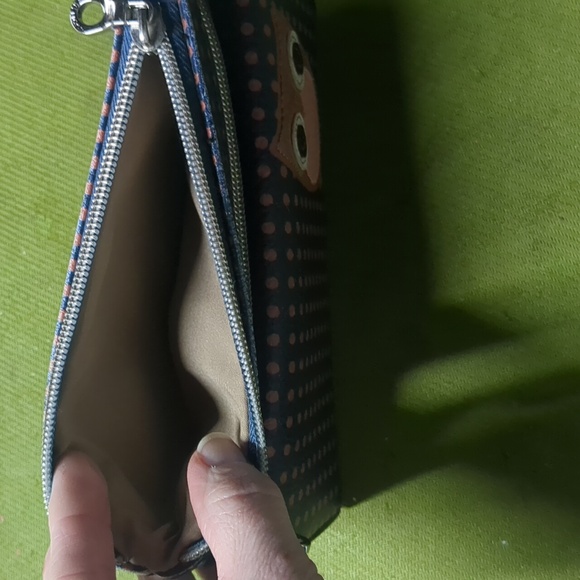 Relic Owl Clutch Wallet - Picture 2 of 4